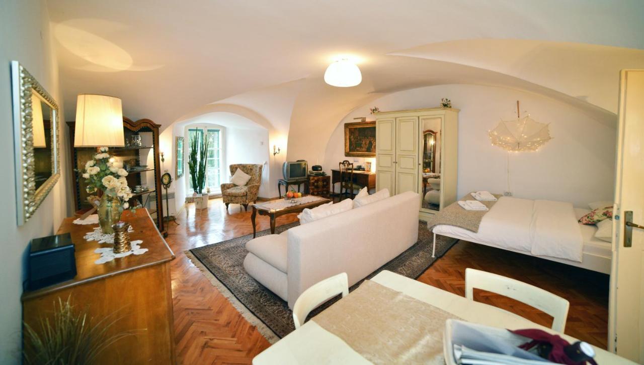 Baroque Apartment Zagreb Exterior photo