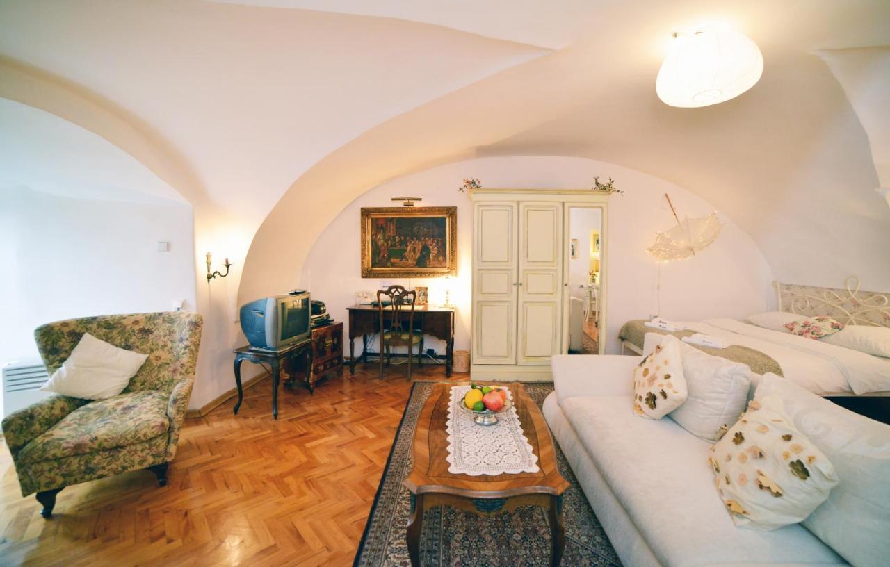 Baroque Apartment Zagreb Exterior photo